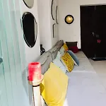 Сasa de vacaciones Unique Townhouse With Rooftop Pool *