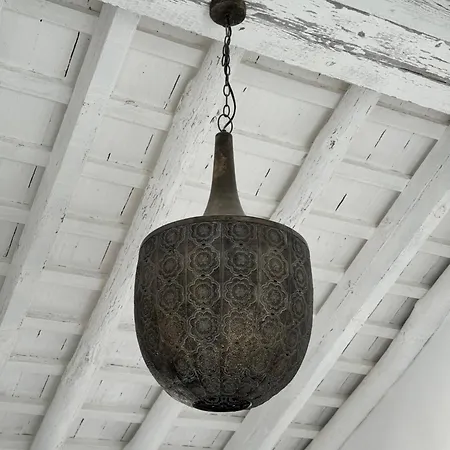 Unique Townhouse With Rooftop Pool Будинок відпочинку *