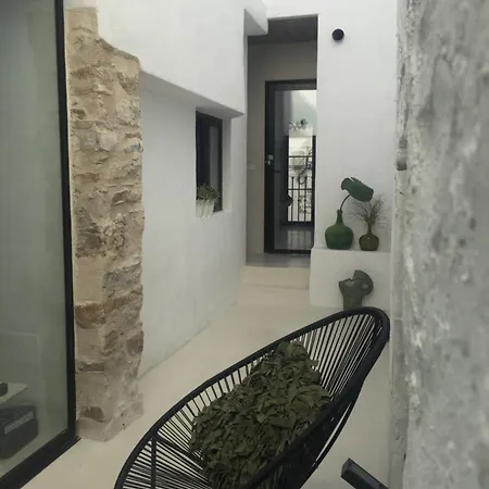 Unique Townhouse With Rooftop Pool Tatil Evi Estepona